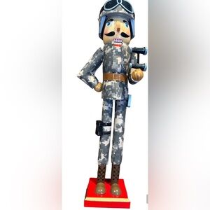 Ashland Nut Cracker Army Soldier